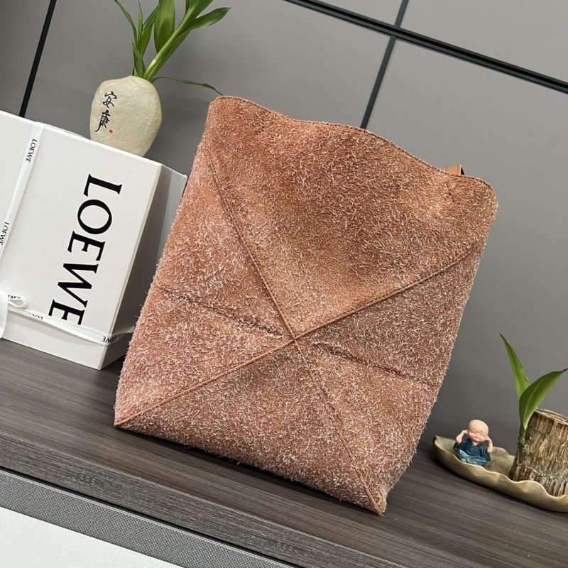l*ew* shopping bags